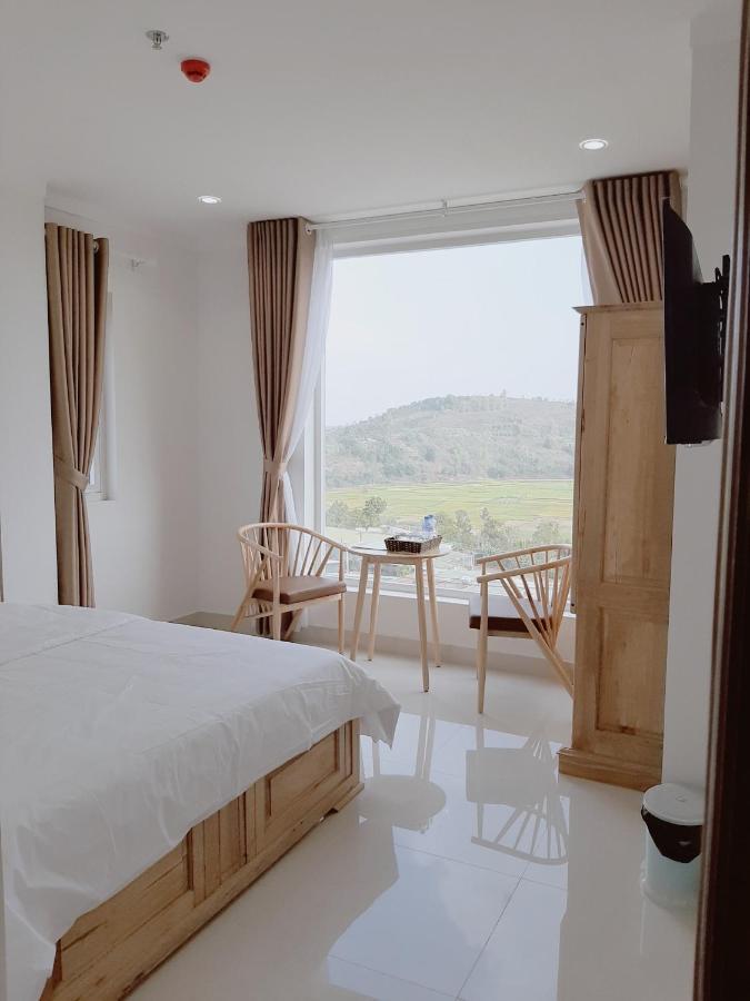 פלייקו Minh Manh Hotel 2 מראה חיצוני תמונה